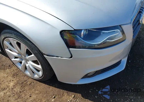 2009 Audi A4 2.0T Premium from USA, damaged, VIN WAUSF78K89N014781